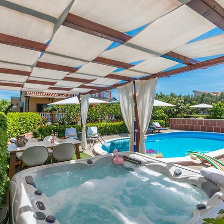 Villa Luka Polaca エクステリア 写真