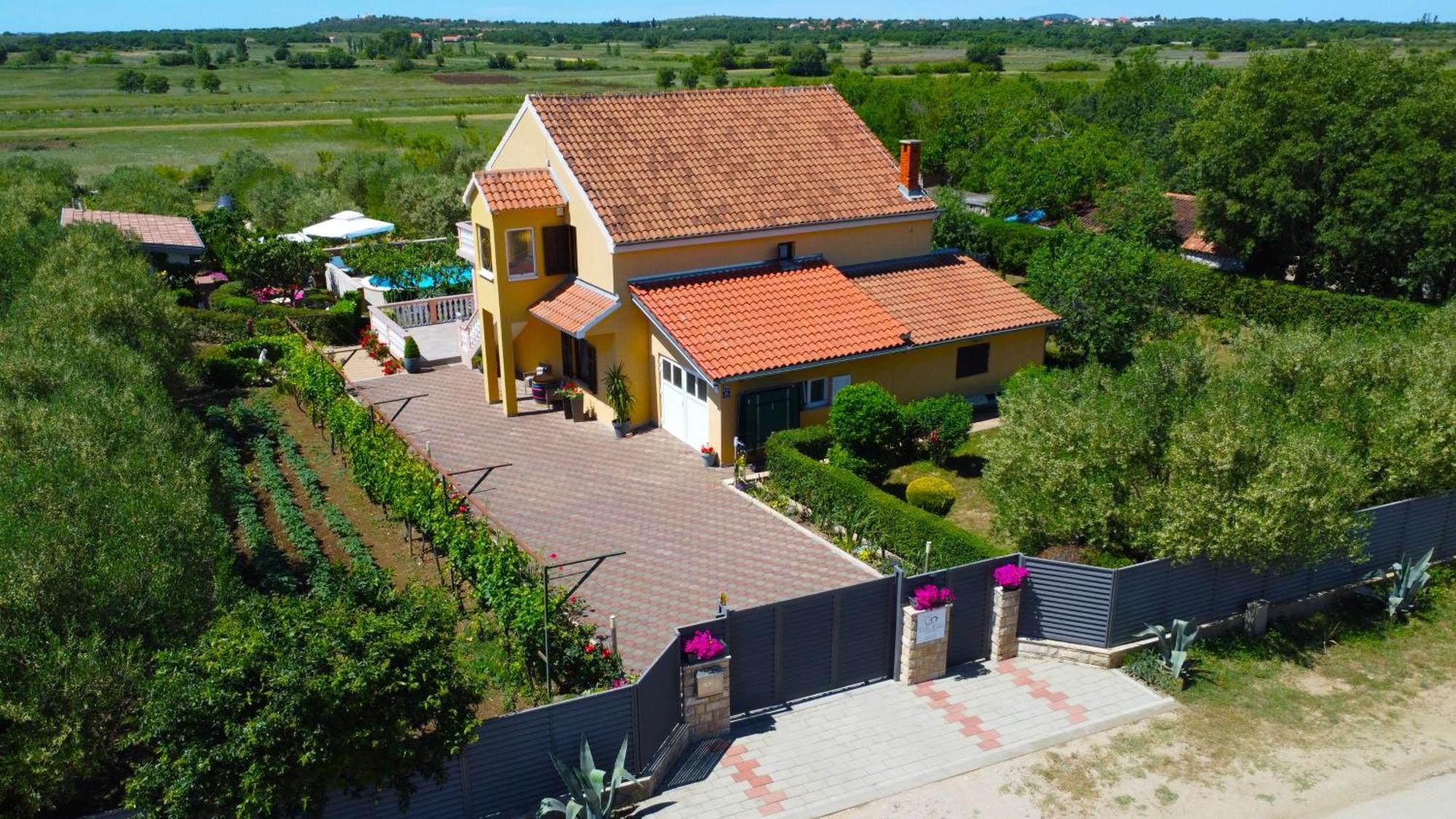 Villa Luka Polaca エクステリア 写真